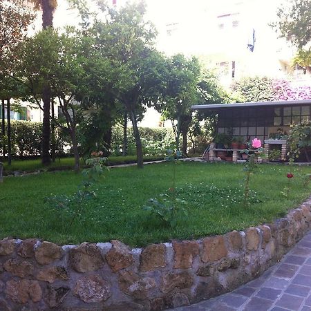 Aristocarli Bed & Breakfast Rome Exterior photo